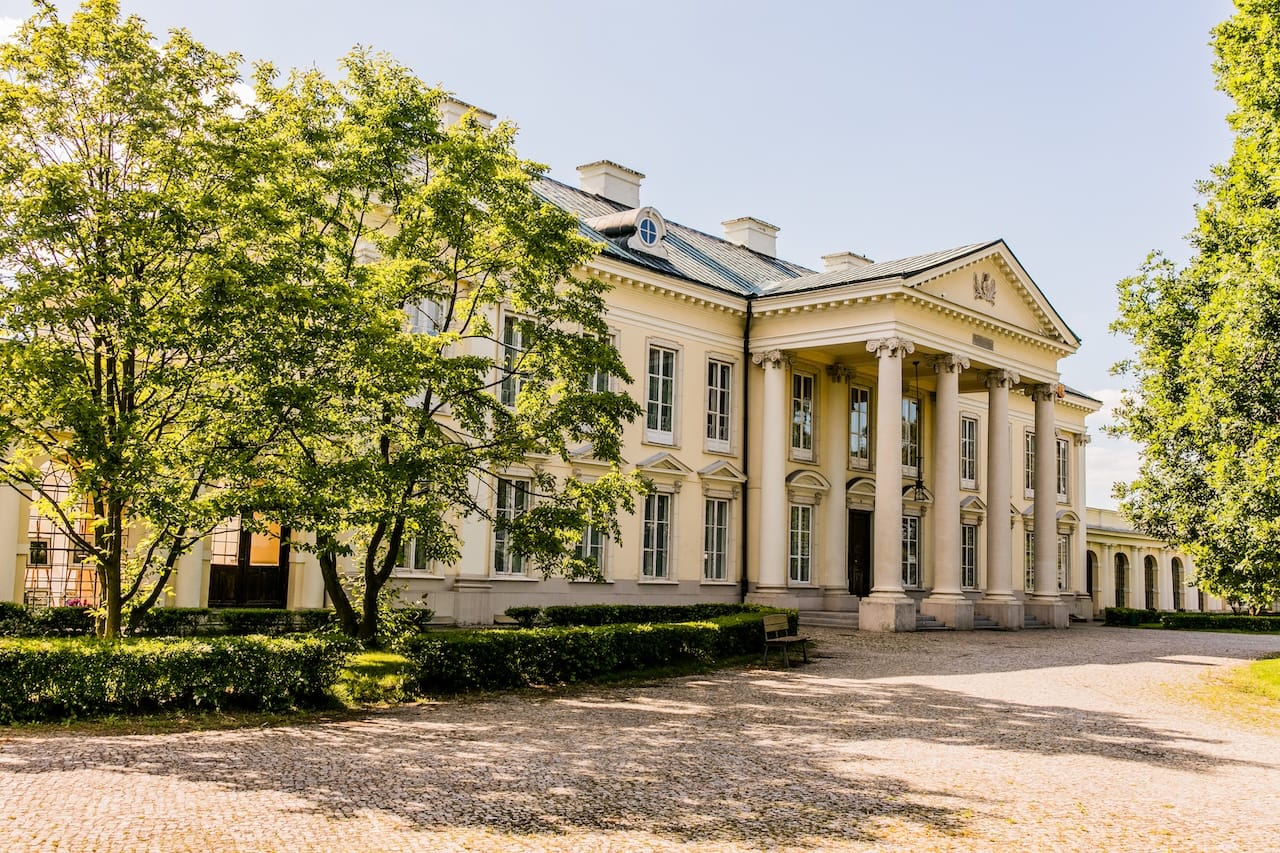 Pałac w Walewicach